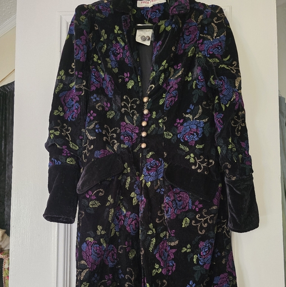 Free People Jackets & Blazers - Free People Floral Velvet Duster with Multicolor Embroidery